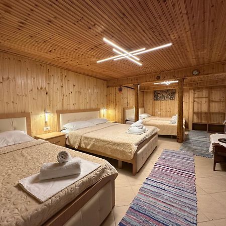 "Mani Guest House" Гирокастра Экстерьер фото