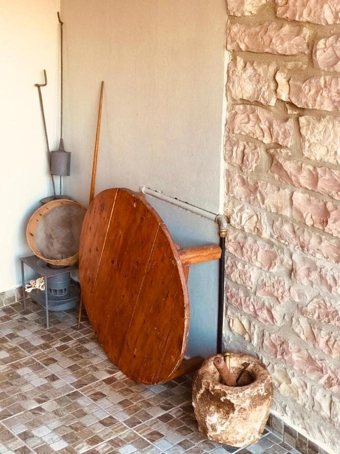 "Mani Guest House" Гирокастра Экстерьер фото