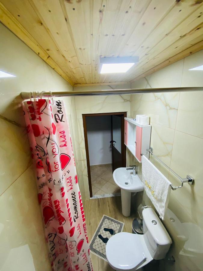 "Mani Guest House" Гирокастра Экстерьер фото