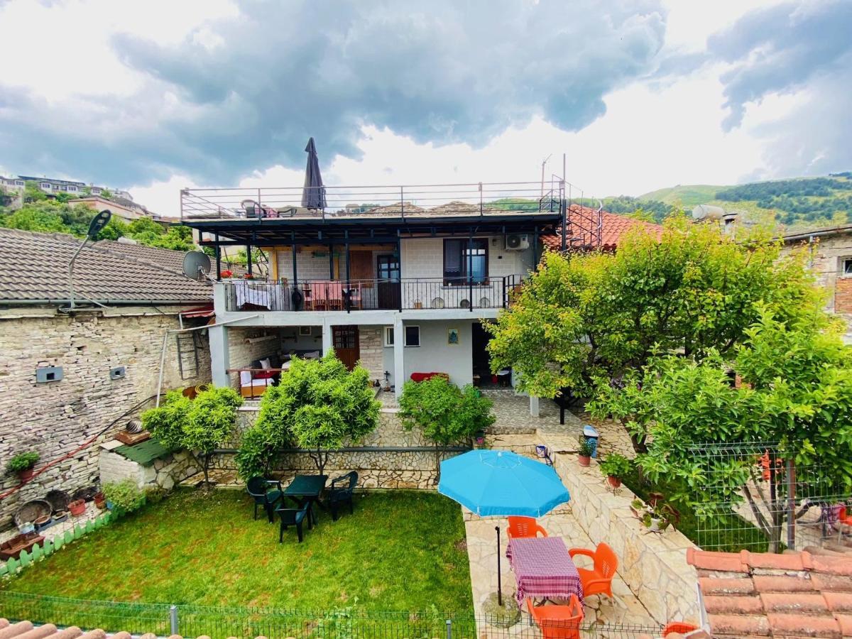 "Mani Guest House" Гирокастра Экстерьер фото