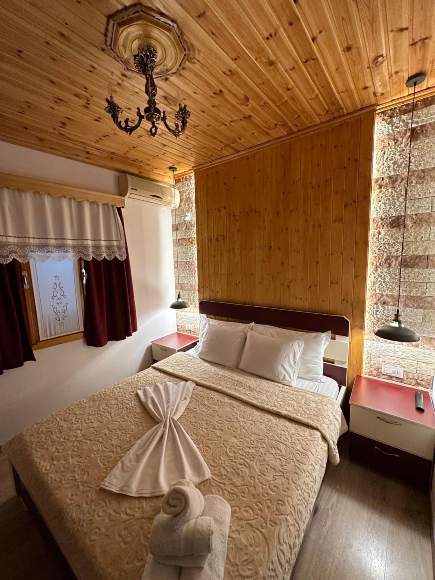 "Mani Guest House" Гирокастра Экстерьер фото