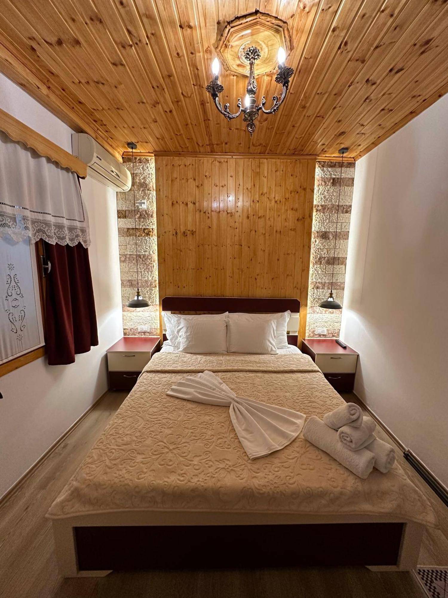 "Mani Guest House" Гирокастра Экстерьер фото
